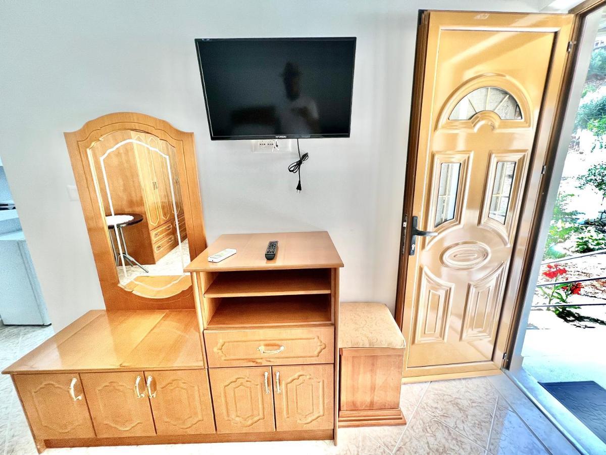 Coral Guesthouse Sarandë Eksteriør billede