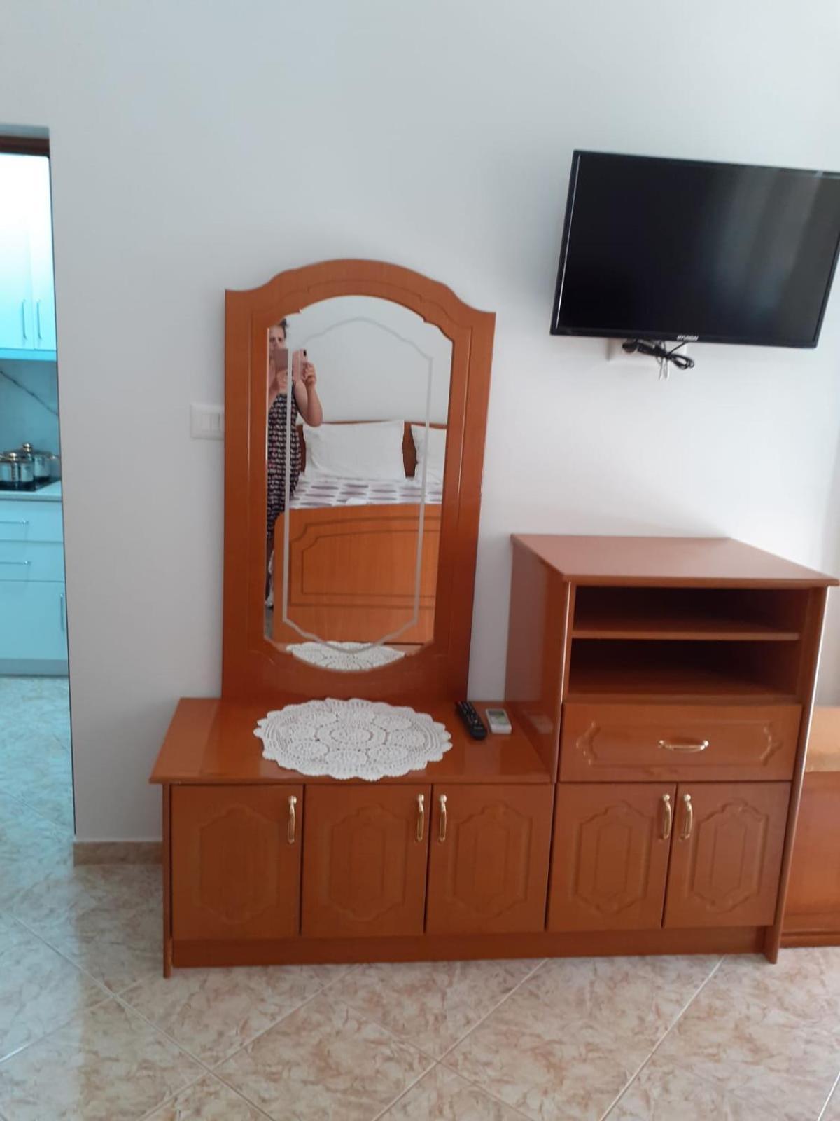 Coral Guesthouse Sarandë Eksteriør billede