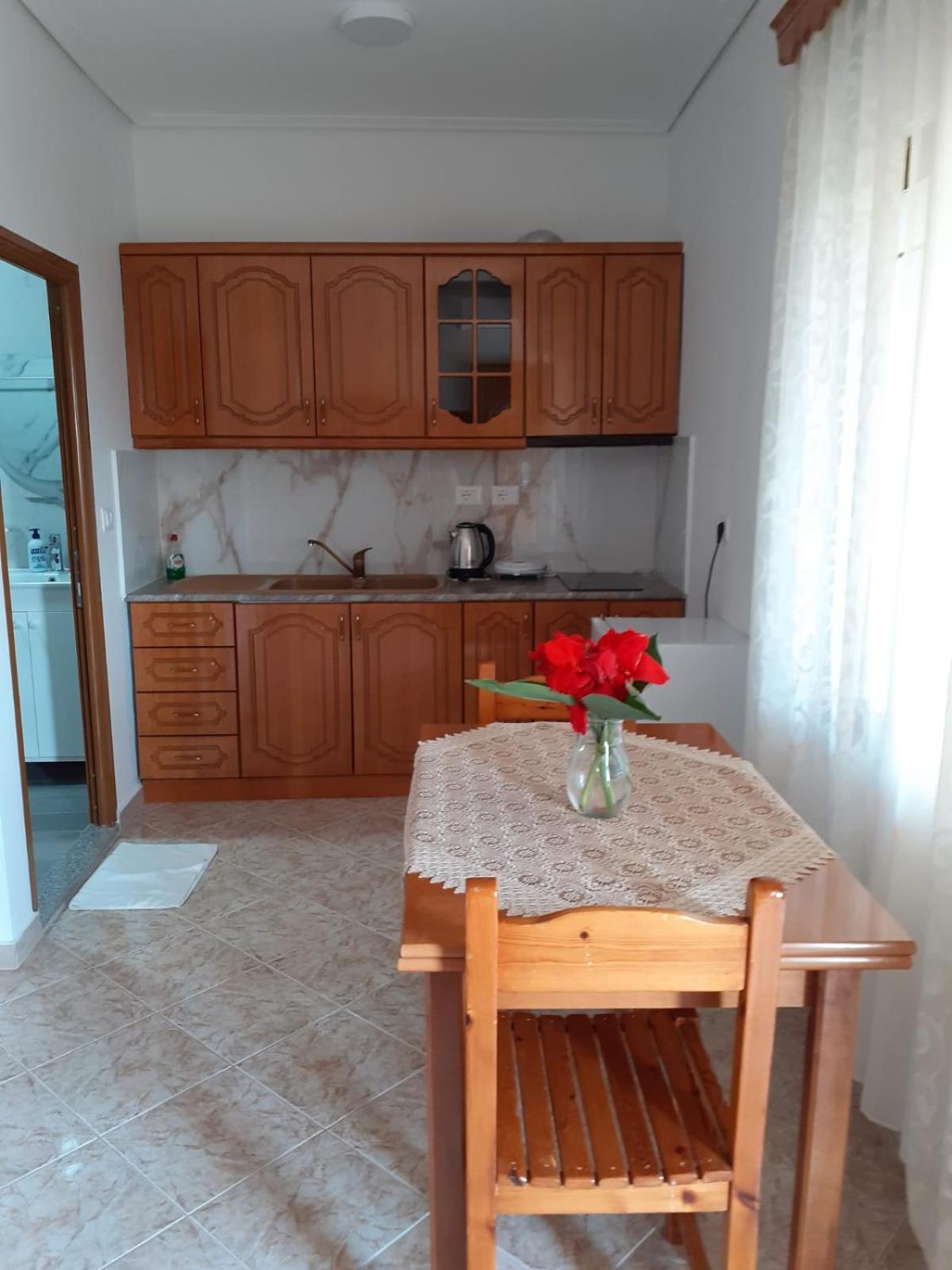Coral Guesthouse Sarandë Eksteriør billede