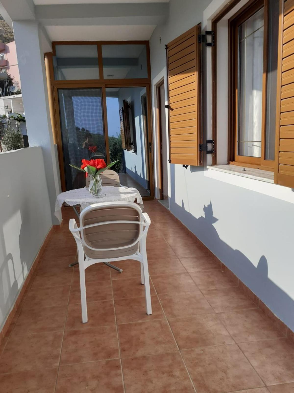 Coral Guesthouse Sarandë Eksteriør billede